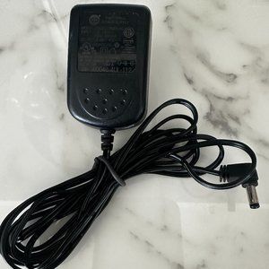 S005IU0600040 6.0V 26-360040-4UL-112 adapter